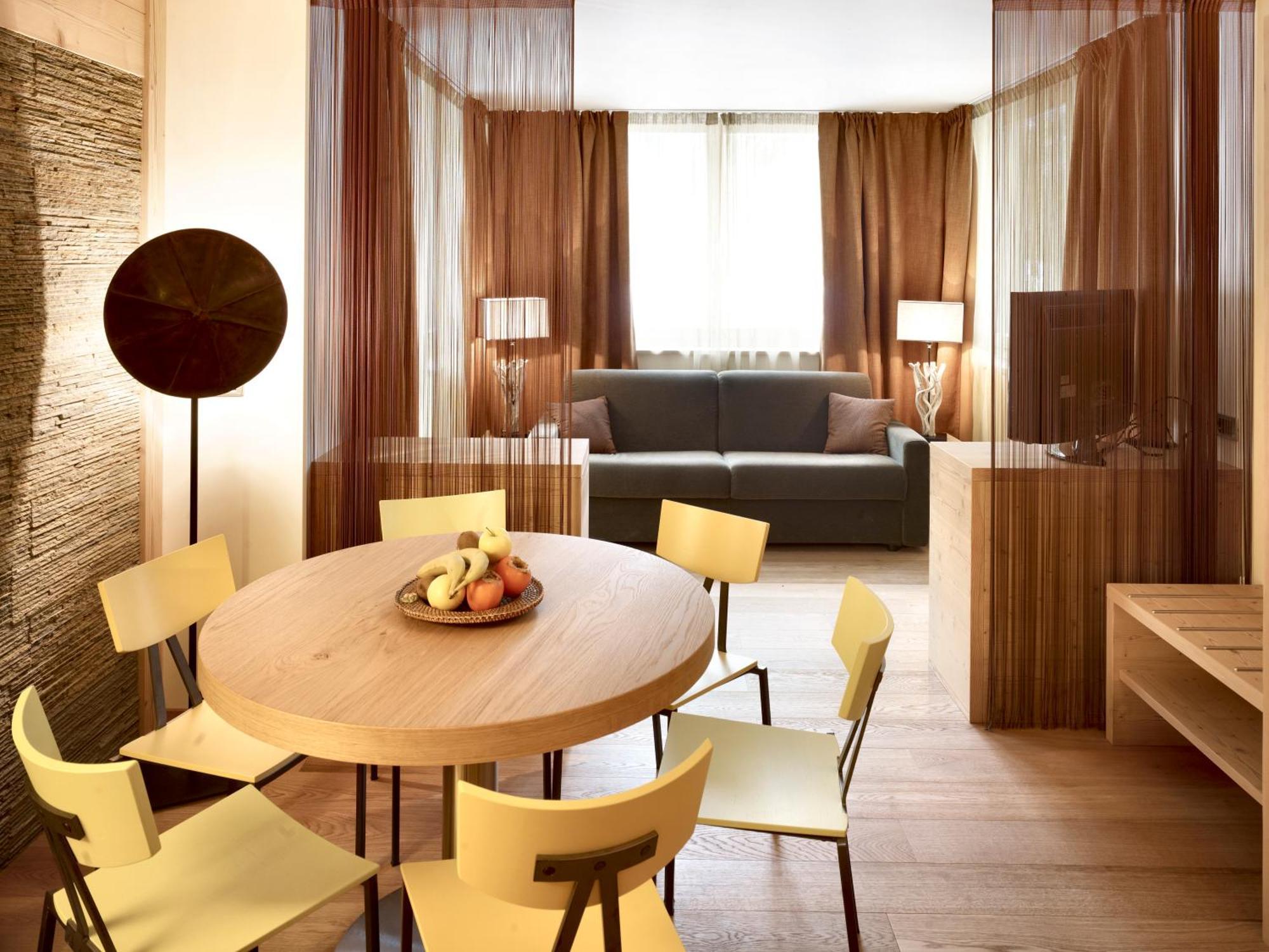 Color Home Suite Apartments Predazzo Exteriér fotografie