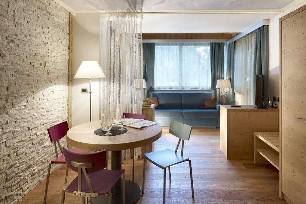 Color Home Suite Apartments Predazzo Exteriér fotografie